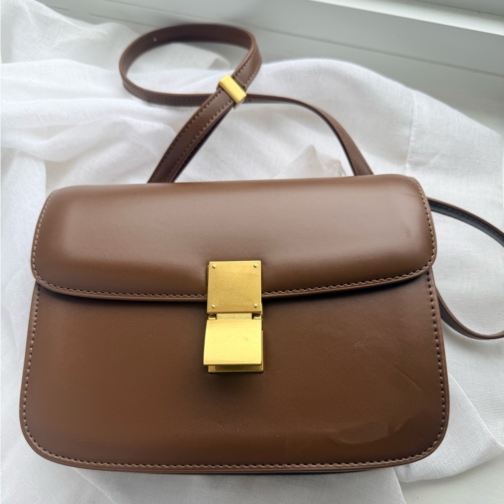 EUC - box bag